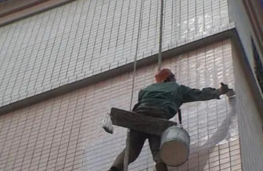 无锡市卫生间漏水维修公司分享下无锡市外墙防水的必要性。